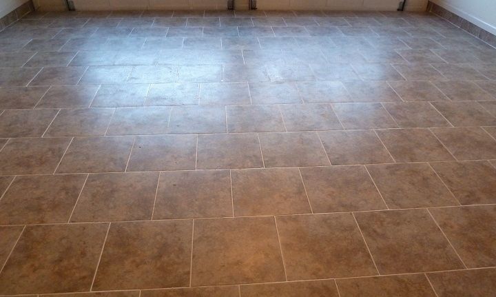Porcelain vs. Ceramic Tile for Kitchen Floors