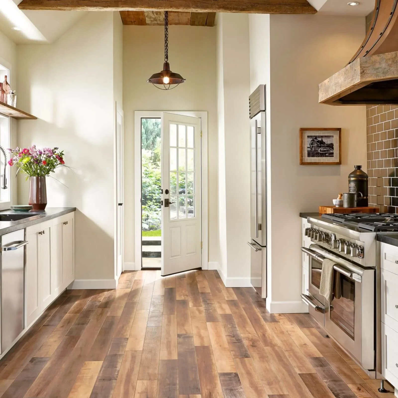 Laminate flooring | Leicester Flooring